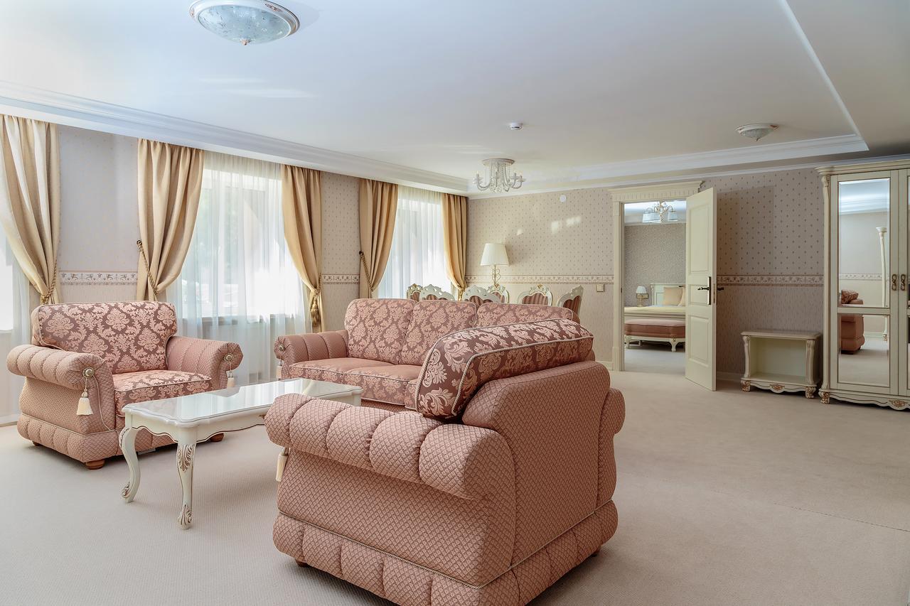Hotel Polonez Minsk Eksteriør billede